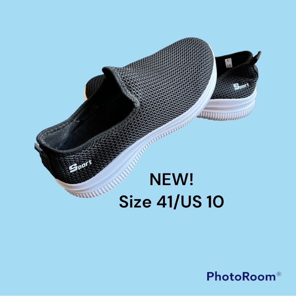❤️❤️NEW!  Men’s black mesh slip on. Very light good support. Size 41 (10 M)❤️❤️